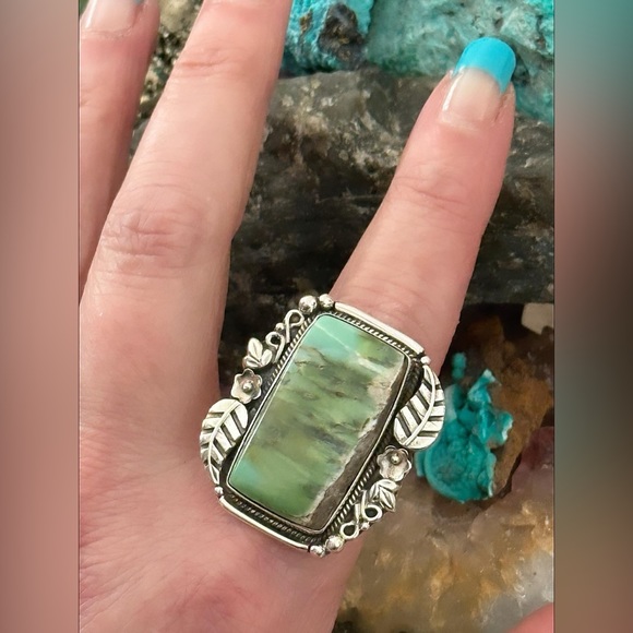 Varisite statement southwestern sterling silver ring - Picture 8 of 9